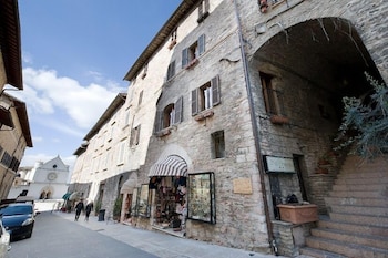 Properzio Hotel 21/25