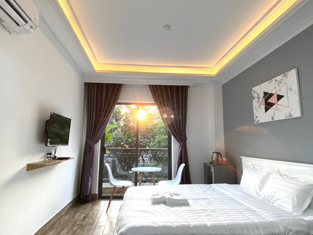 The Passion Hotel Airport - 5 minutes to Tan Son Nhat 15/50