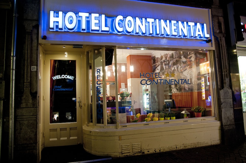 Continental Hotel 2/50