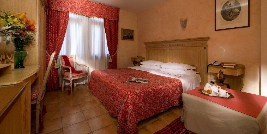 Exclusive, Double Bed 3/5