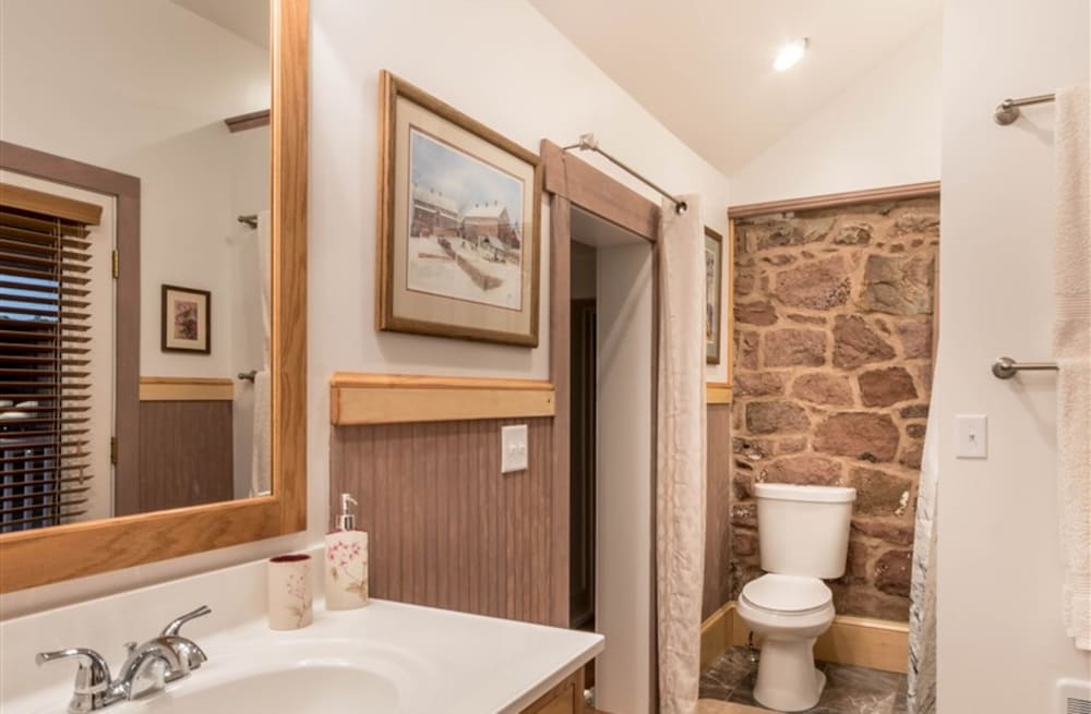 Garden Suite, Double Bed, Private Bathroom