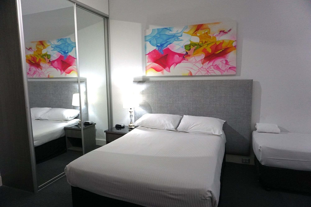 SAVOY DOUBLE BAY HOTEL 25/44