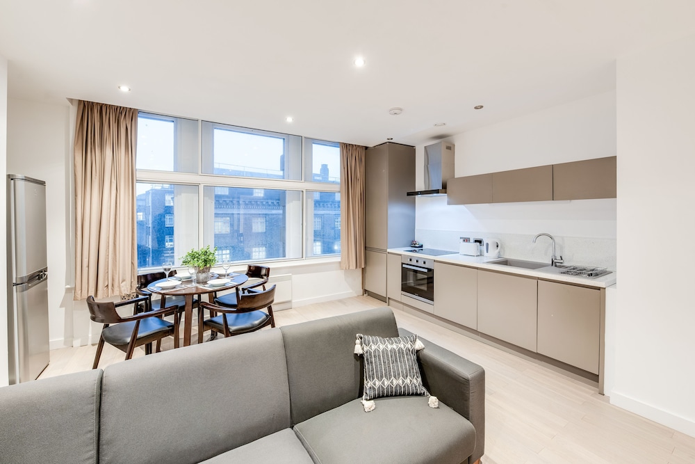 Terlon Apartments 41/53