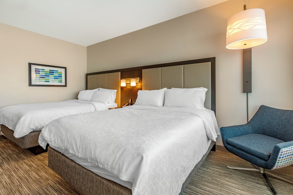 غرفة قياسية بسريرين كوين لذوي الإعاقة، Holiday Inn Express Suites Phoenix Dwtn State Capitol 8/10