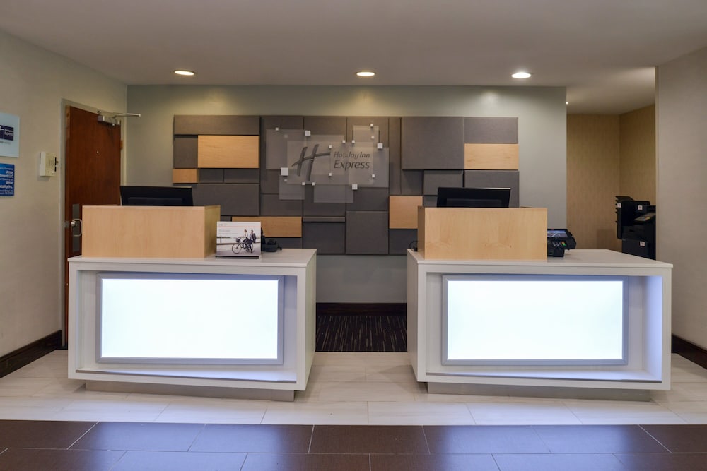 Holiday Inn Express Towson Baltimore North 2/63
