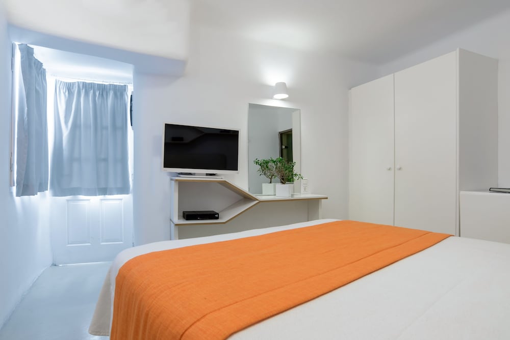 Sunset, Suite, Twin Beds, Caldera and Sea View