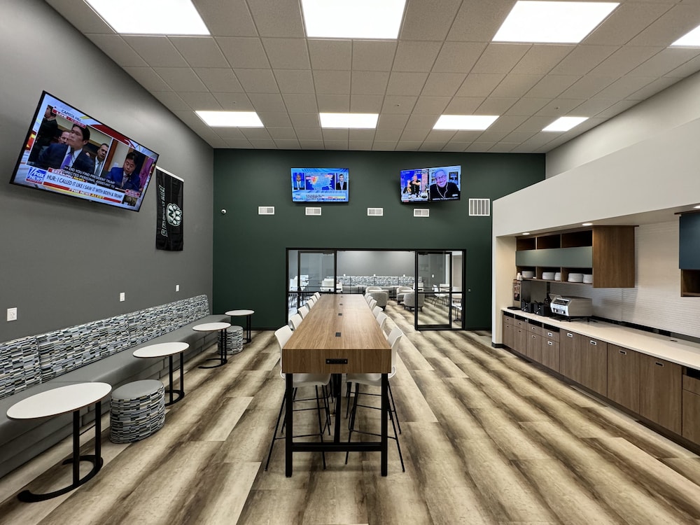 Park Inn by Radisson Maryville 36/50