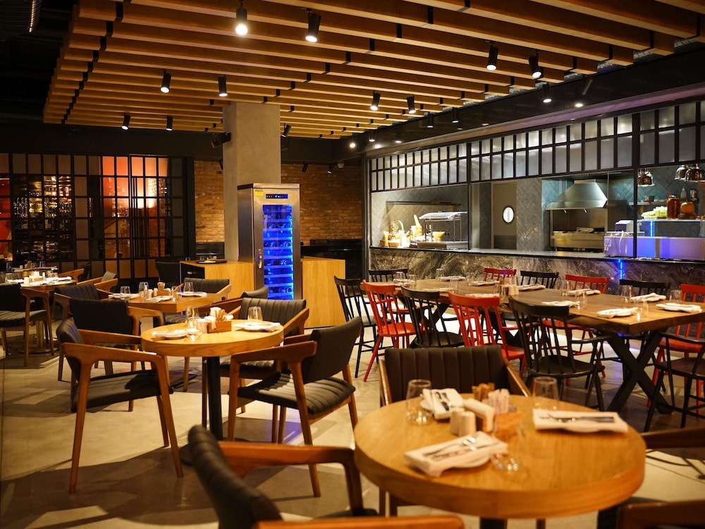 NOVOTEL Bishkek City Center 36/50