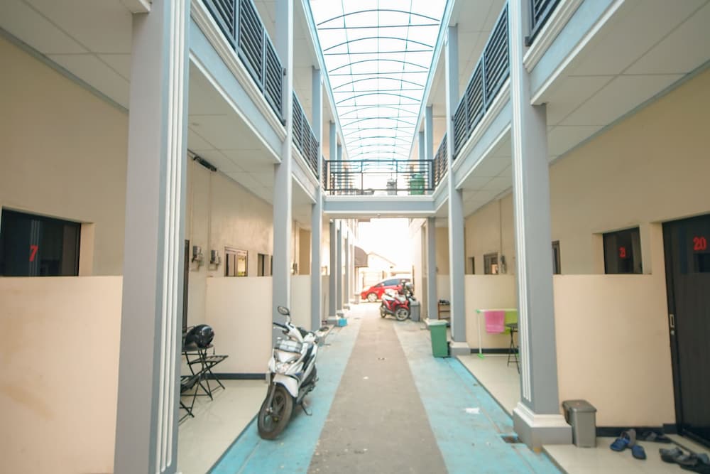 Oyo 247 Wisma Merdeka 26/30