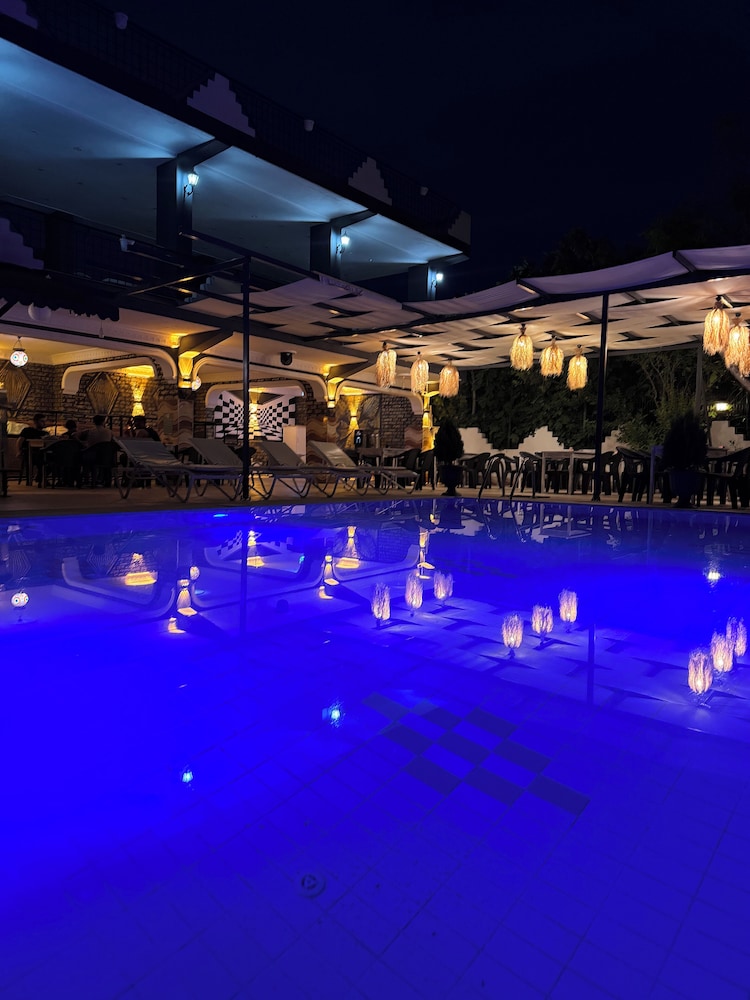 Grand Sem Hotel 39/58