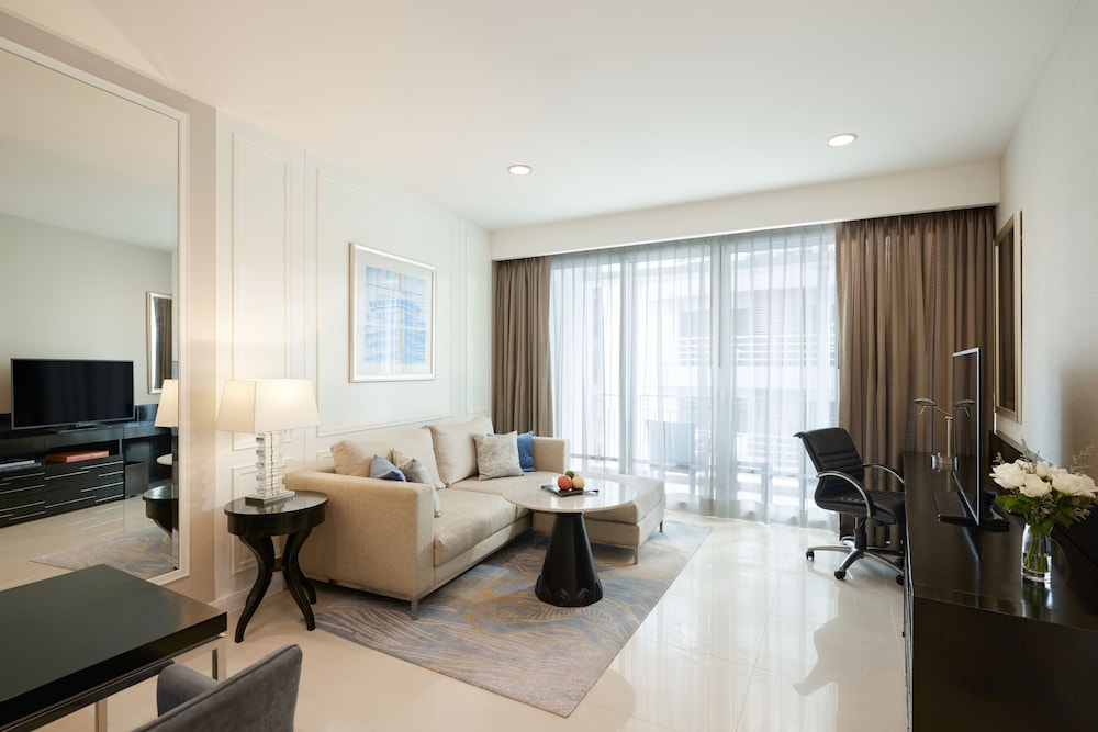 Dusit Suites Hotel Ratchadamri 37/72