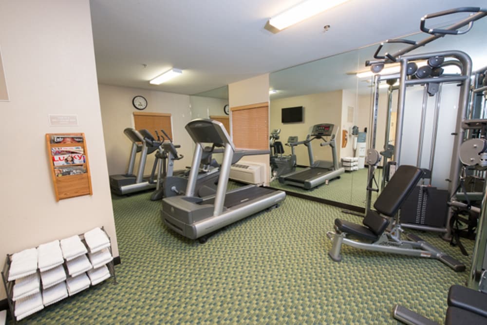 Candlewood Suites Bismarck 21/51