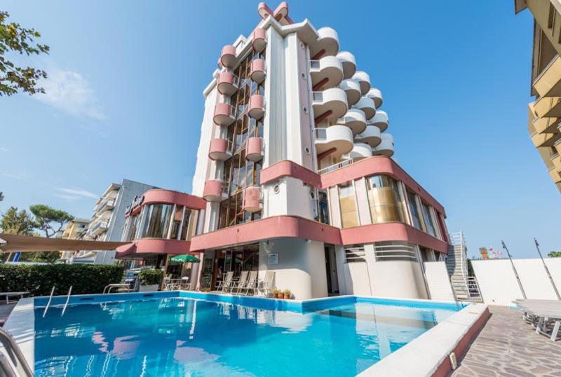 Hotel Flamingo 5/40