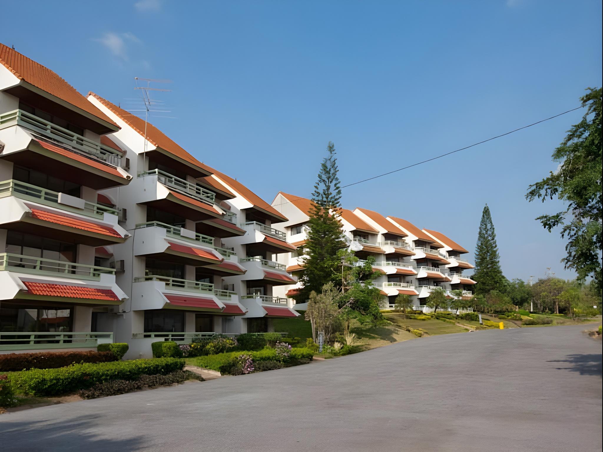 Panorama Golf And Country Club in Sikhio