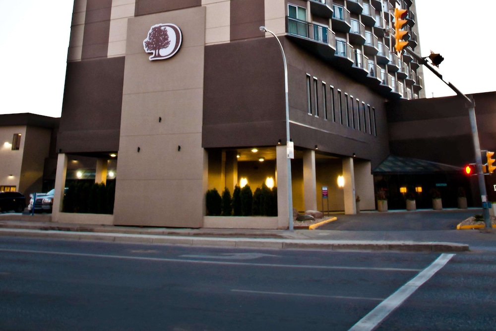 Doubletree By Hilton Hotel & Conference Centre Regina 1/80
