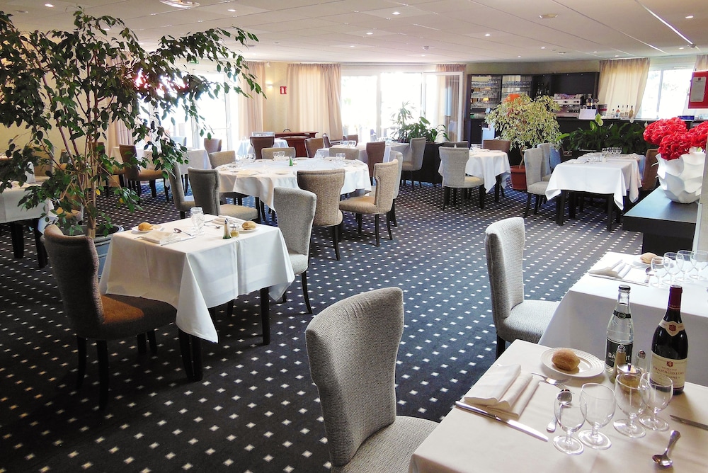 Sure Hotel by Best Western Caen Memorial 34/44