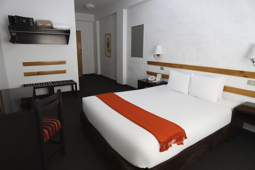 CASA ANDINA STANDARD PUNO 33/81