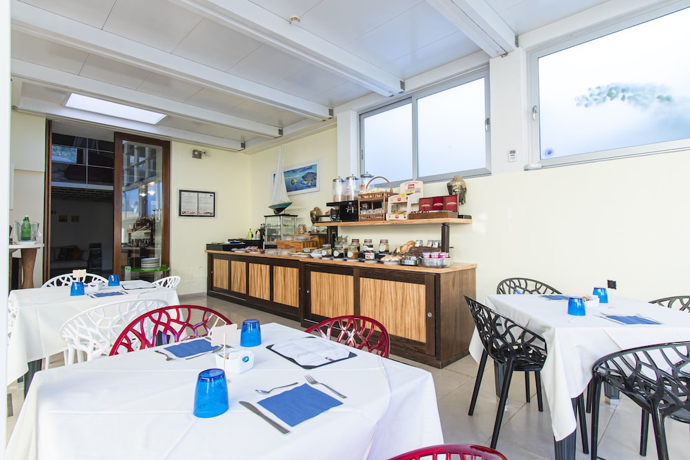 Marina 10 Boutique Design Hotel 33/46