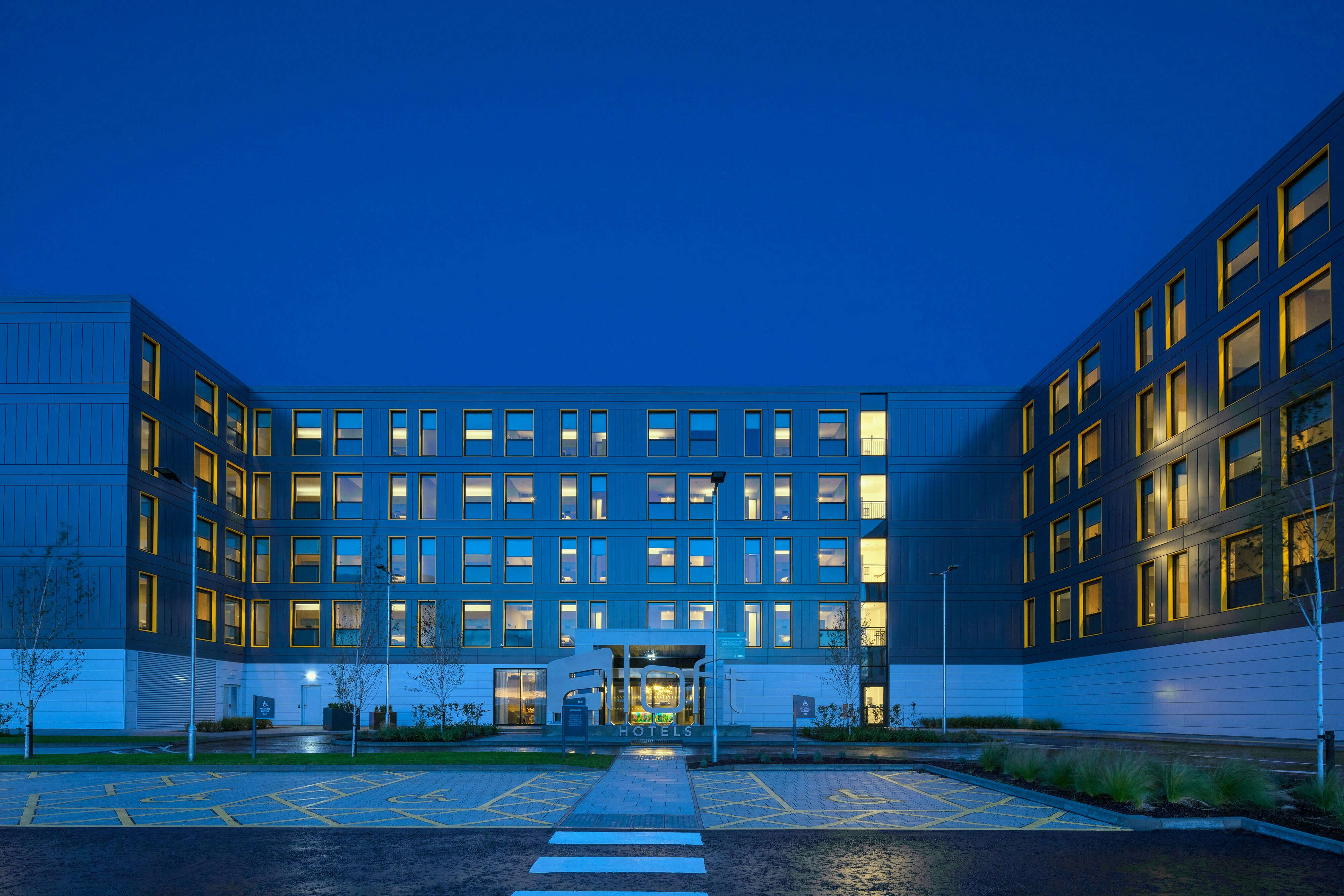 Aloft Aberdeen Teca 1/9