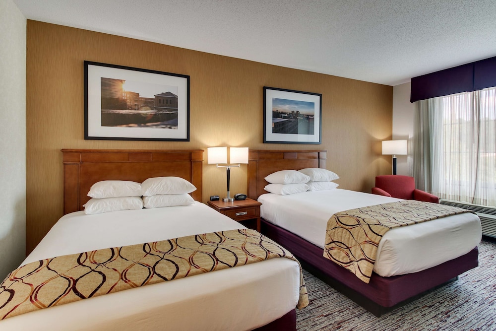 Drury Inn and Suites Meridian 15/50