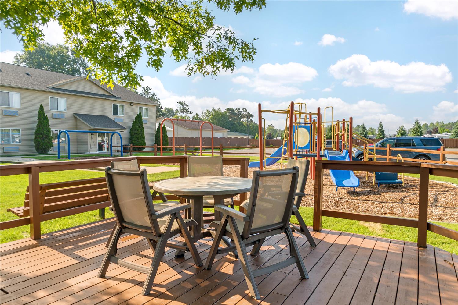 Best Western Lakewinds 10/15