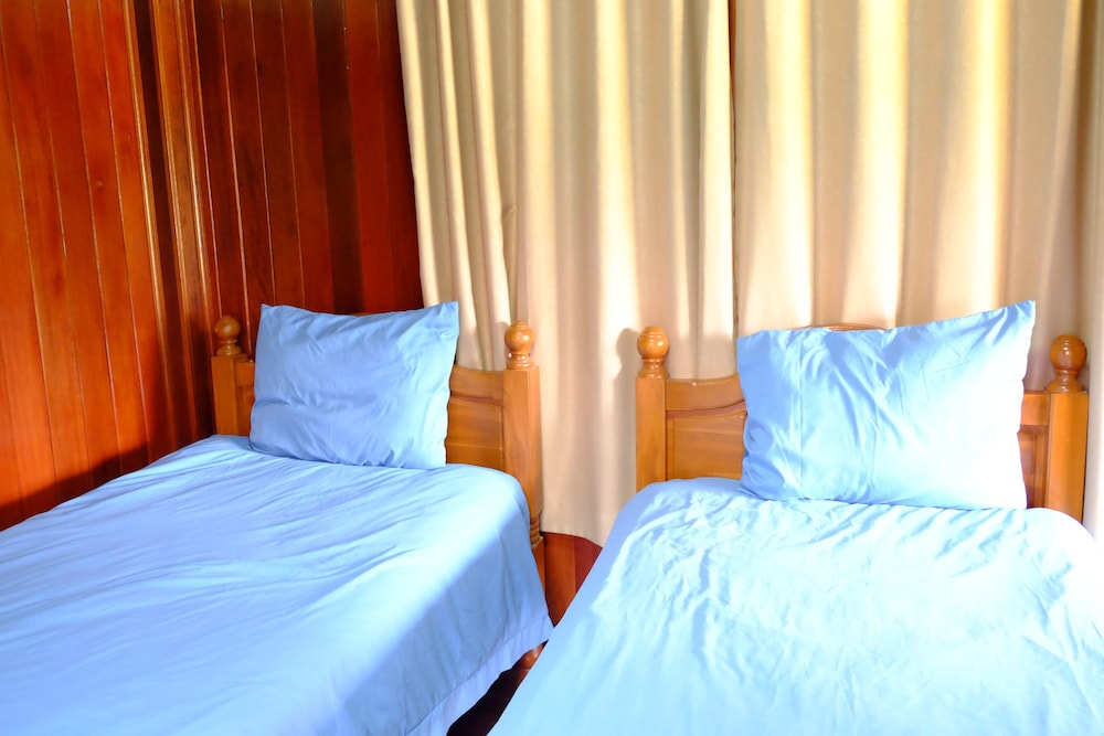 Banmai Hom Resort 8/17