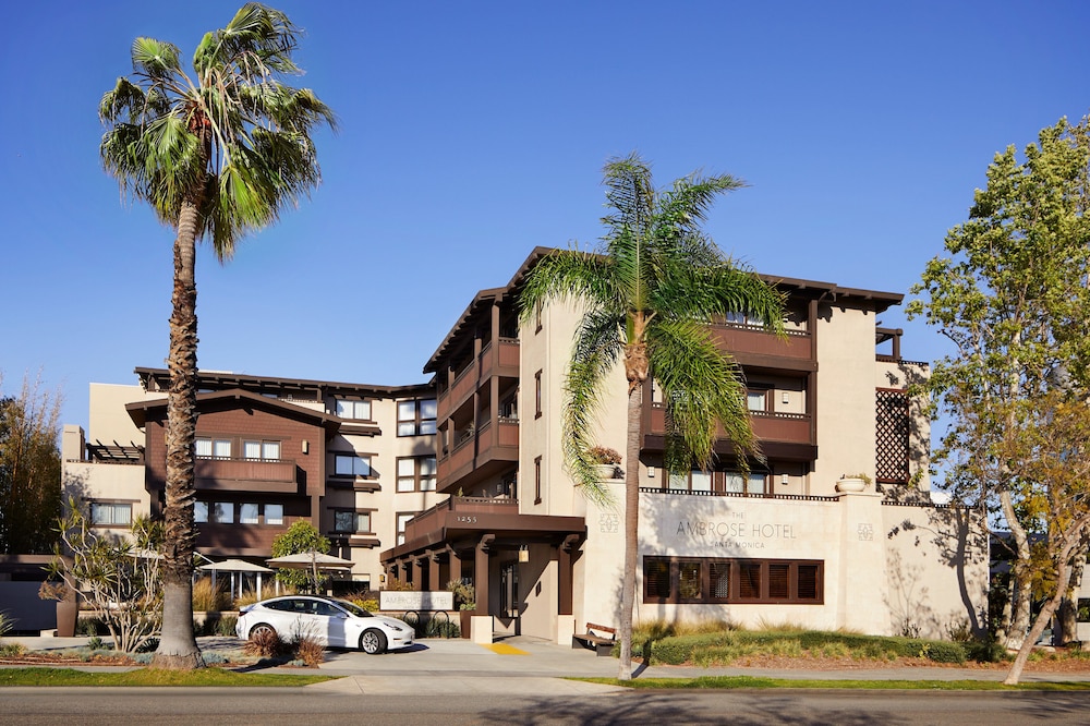 The Ambrose Hotel Santa Monica 39/41
