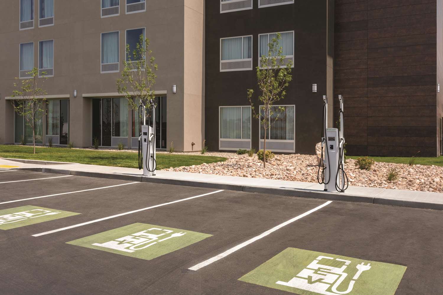 La Quinta Inn and Suites by Wyndham South Jordan 41/42