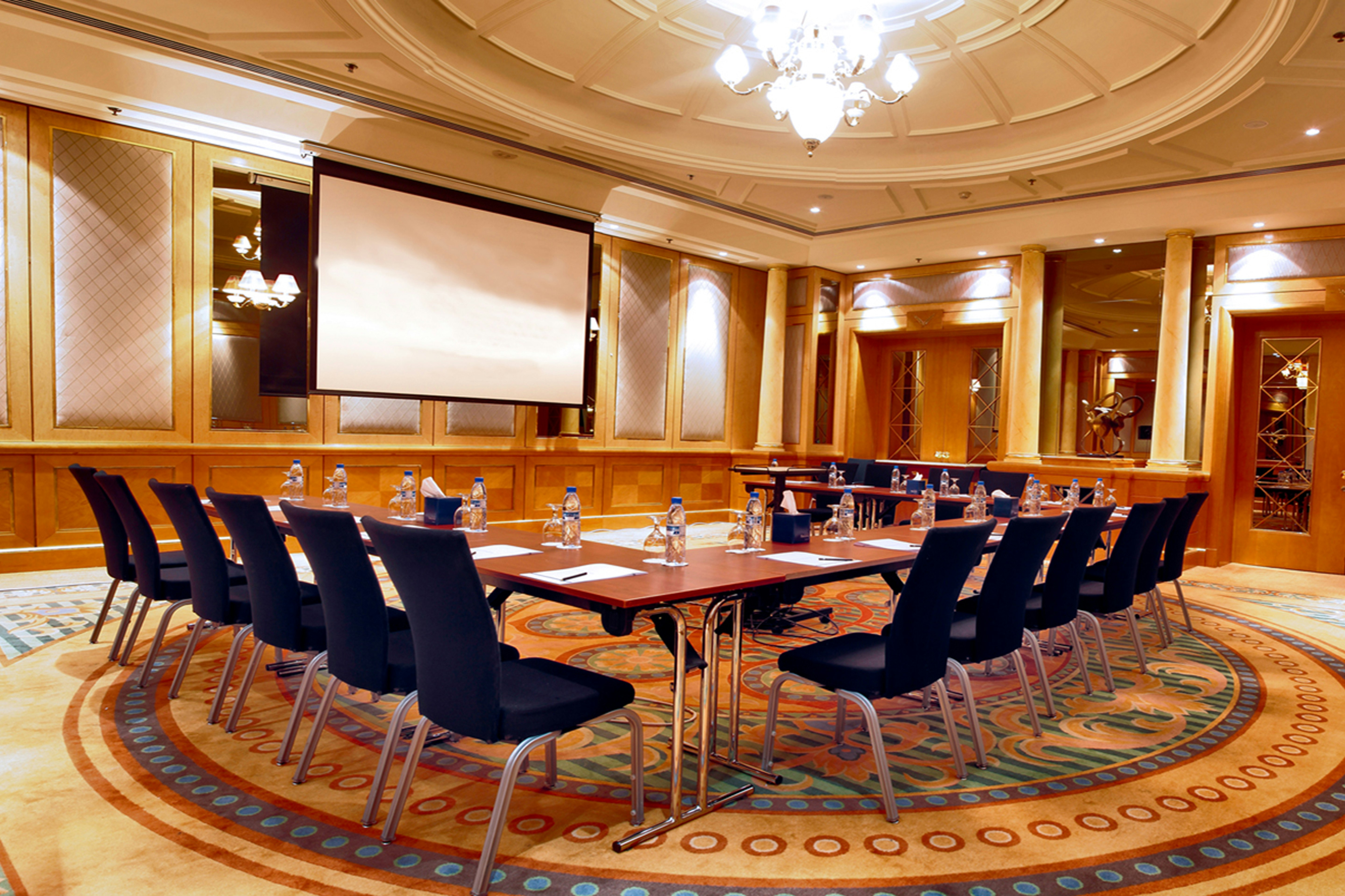 Al Ain Rotana Hotel 39/50