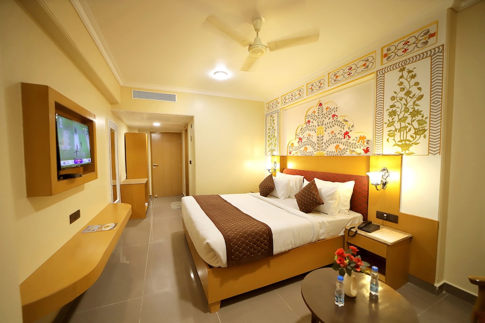 LUXURY, DOUBLE BED