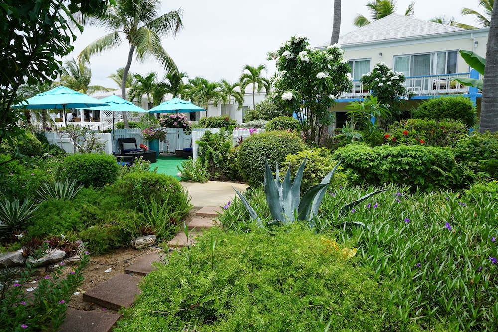 Sibonne Beach Hotel 10/62