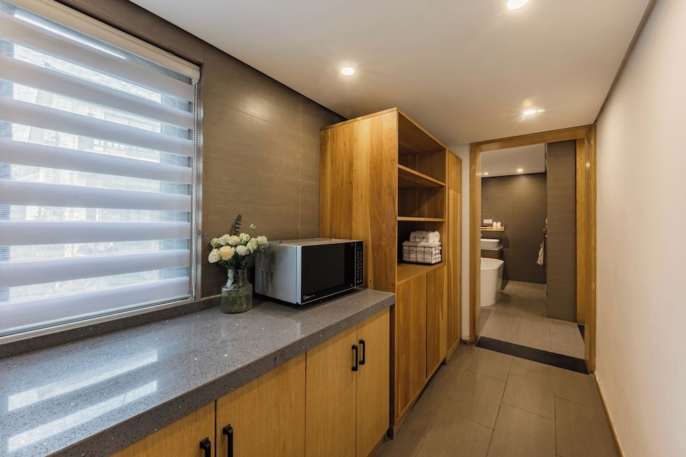 Yueshang Yunshe Boutique Hotel 12/71