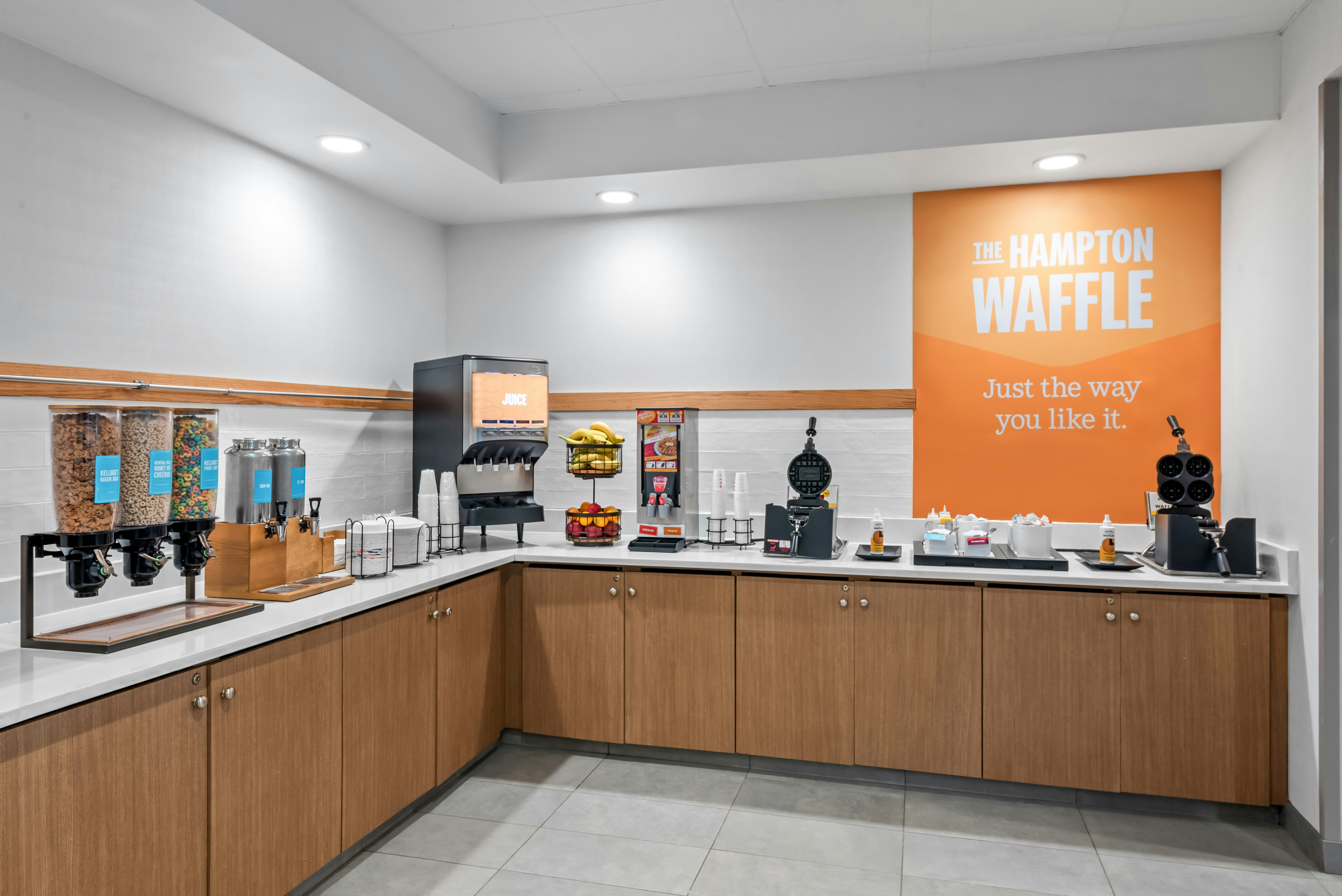 Hampton Inn & Suites National Harbor/Alexandria Area 13/43