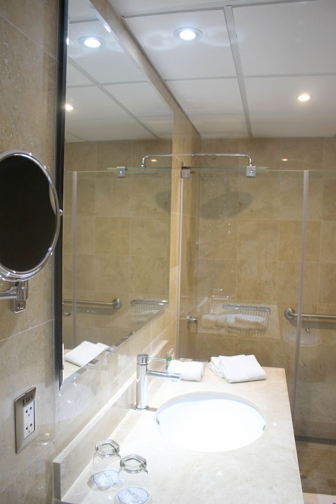 Sol de Oro Hotel And Suites 17/65
