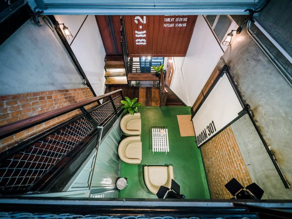 Zeds Hostel Bangkok 50/66