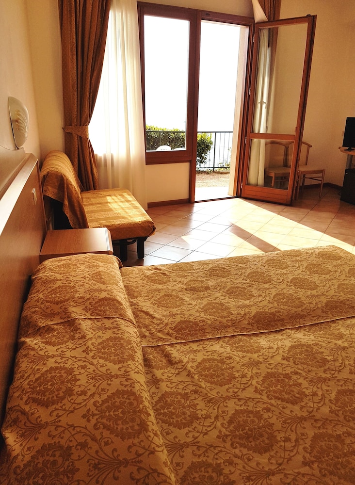 Hotel Piccolo Paradiso 41/61