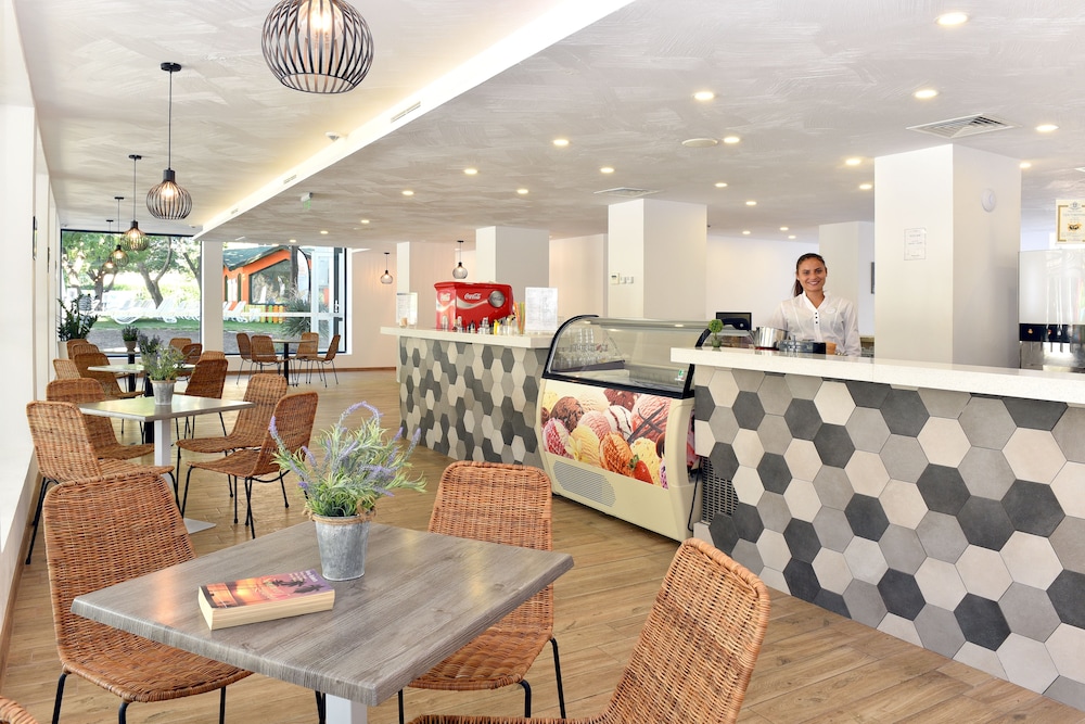 Ihotel Sunny Beach 35/48