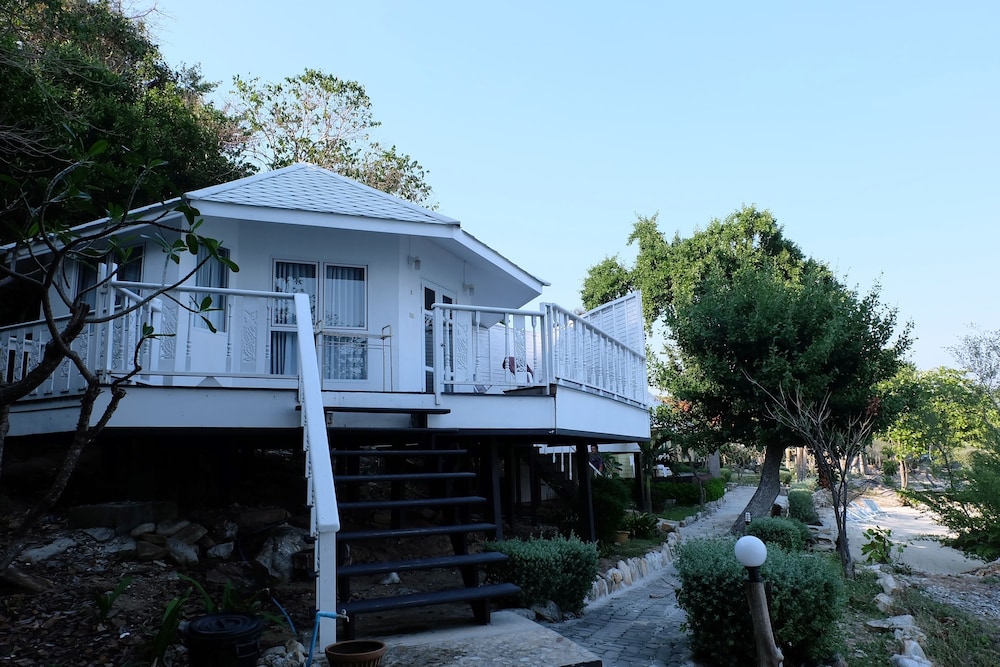 Nimmanoradee Resort 5/53
