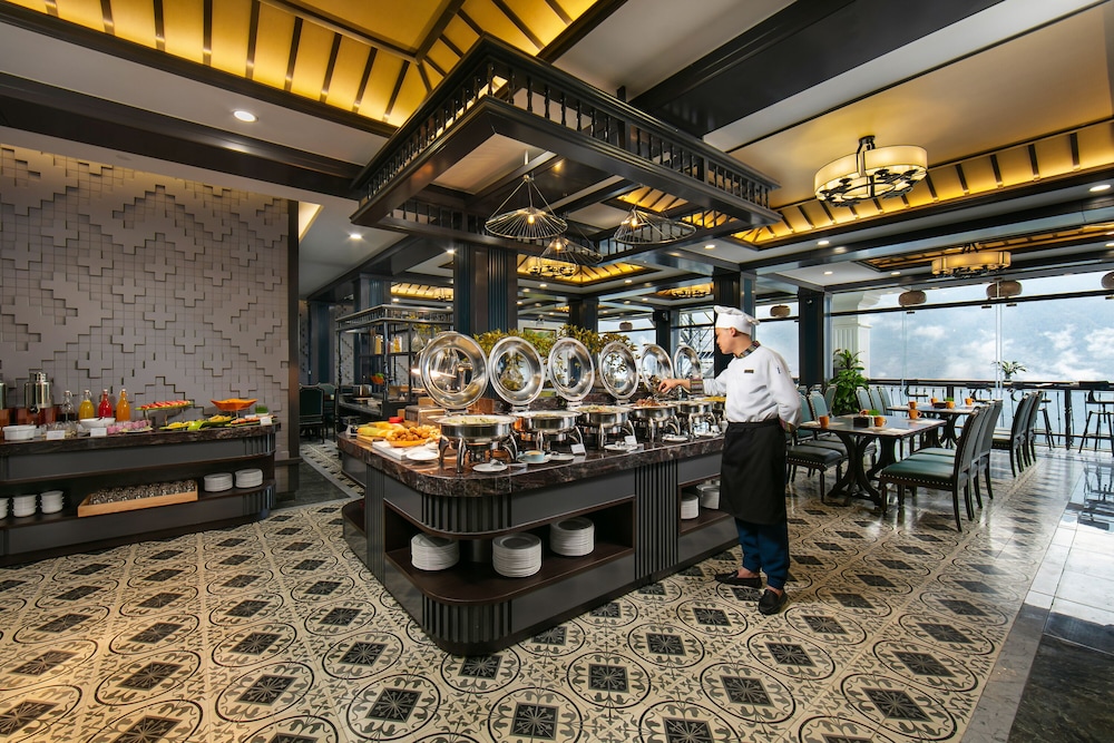 DeLaSol Sapa Hotel 30/50