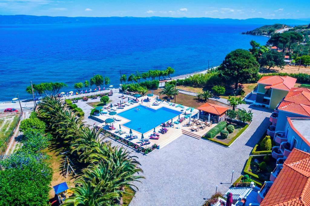Bella Vista Hotel 75/78