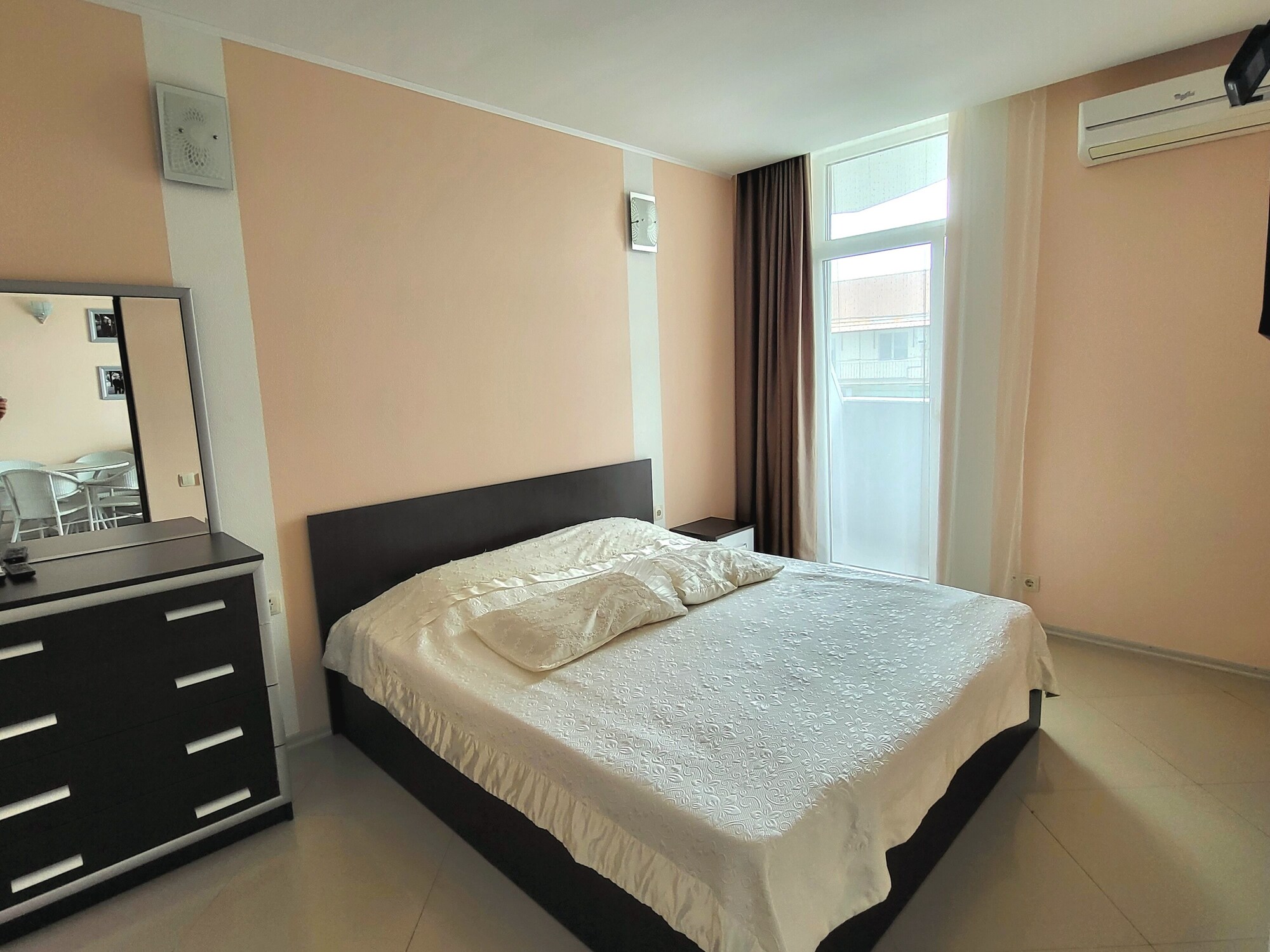 1 BEDROOM, SUPERIOR, APARTMENT
