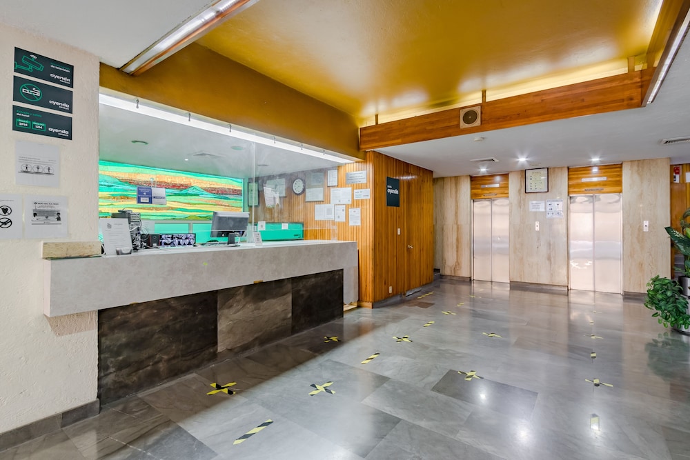Lobby at OYO Hotel Hidalgo, MEXICO CITY