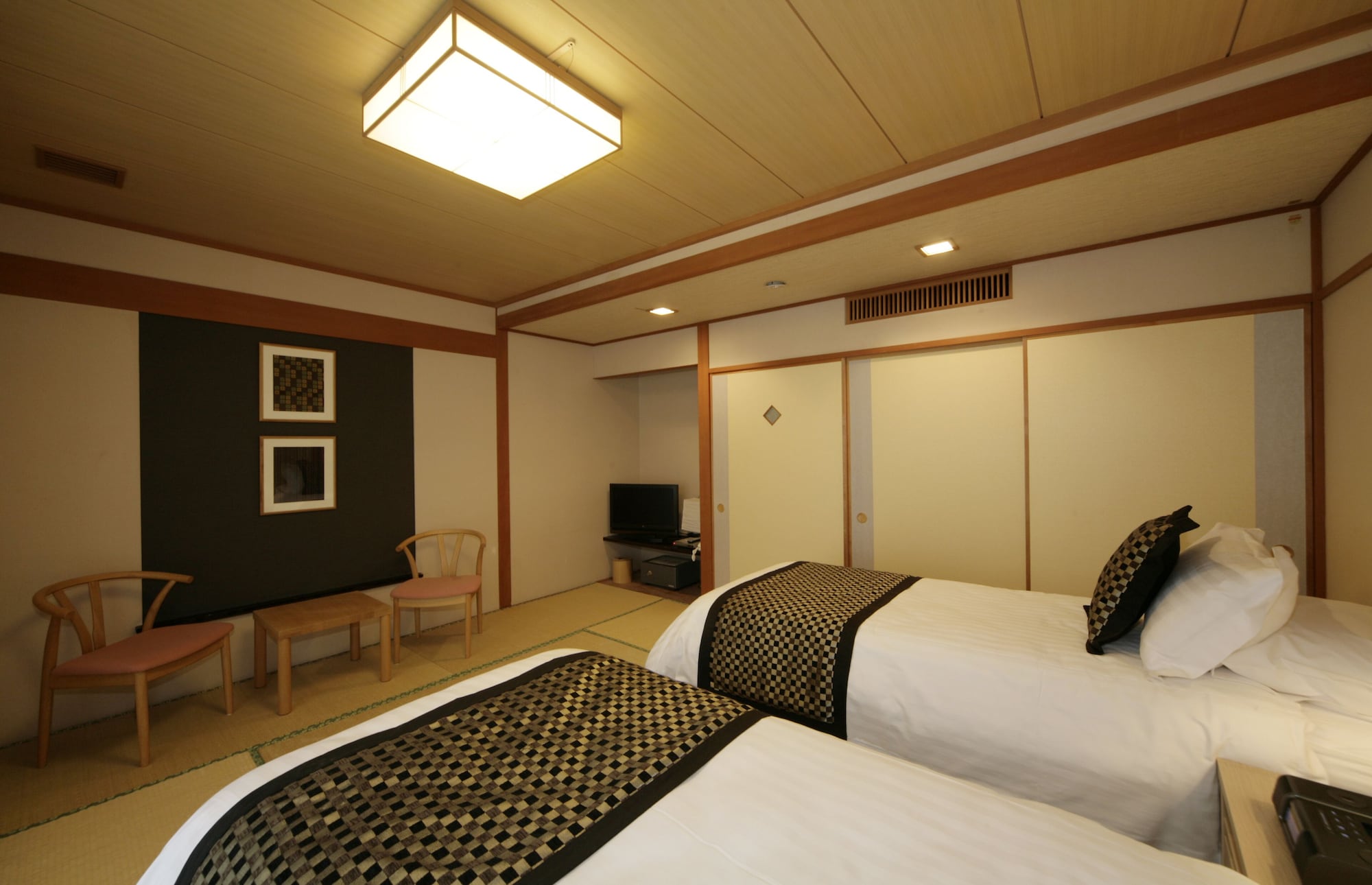 غرفة بسرير مزدوج أو سريرين منفصلين بإطلالة على الجبل، The Ridge Hotel & Apartments 2/3