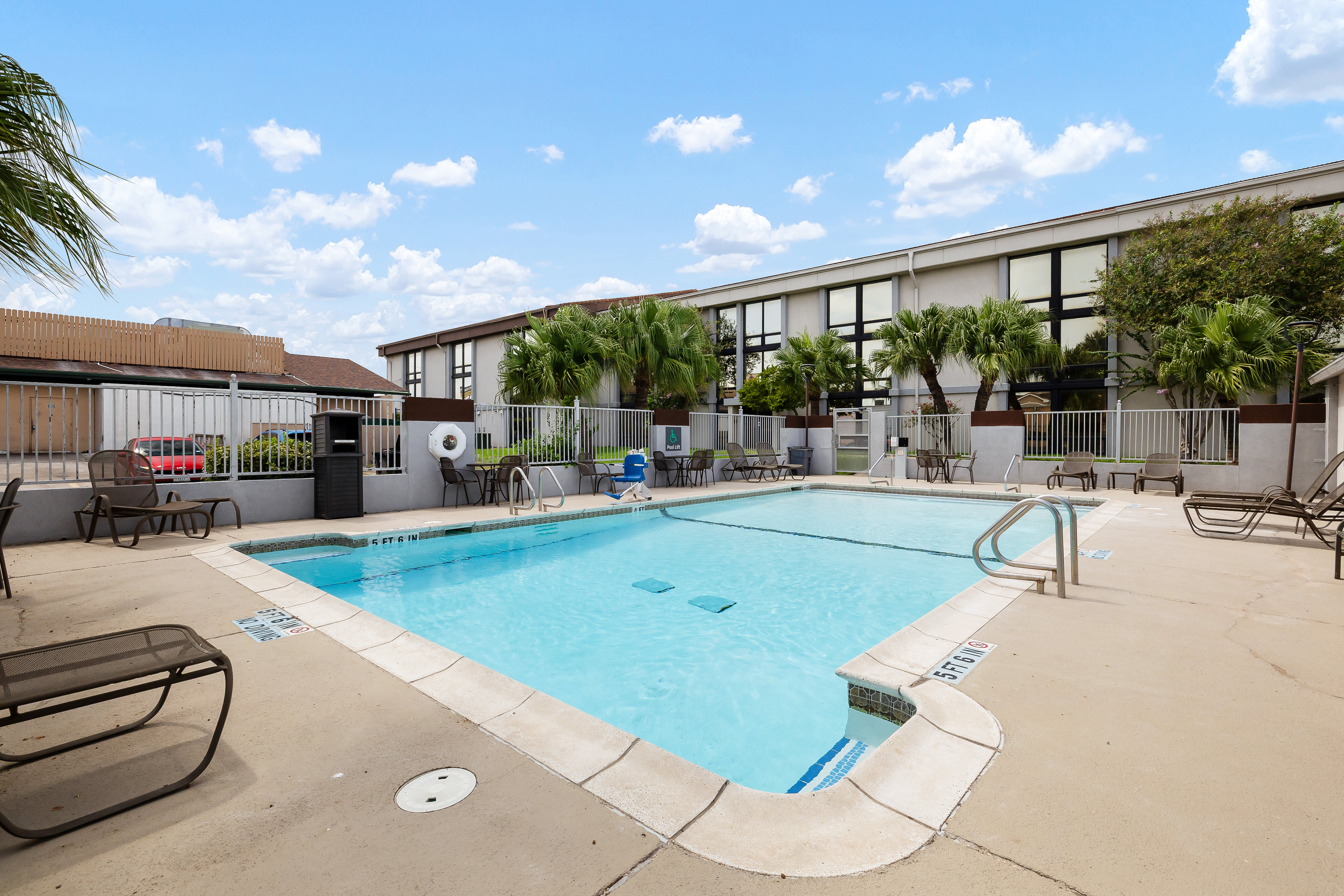Holiday Inn McAllen – Medical Center Area 37/37