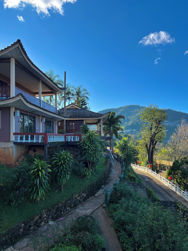 Mae Salong Villa 42/50