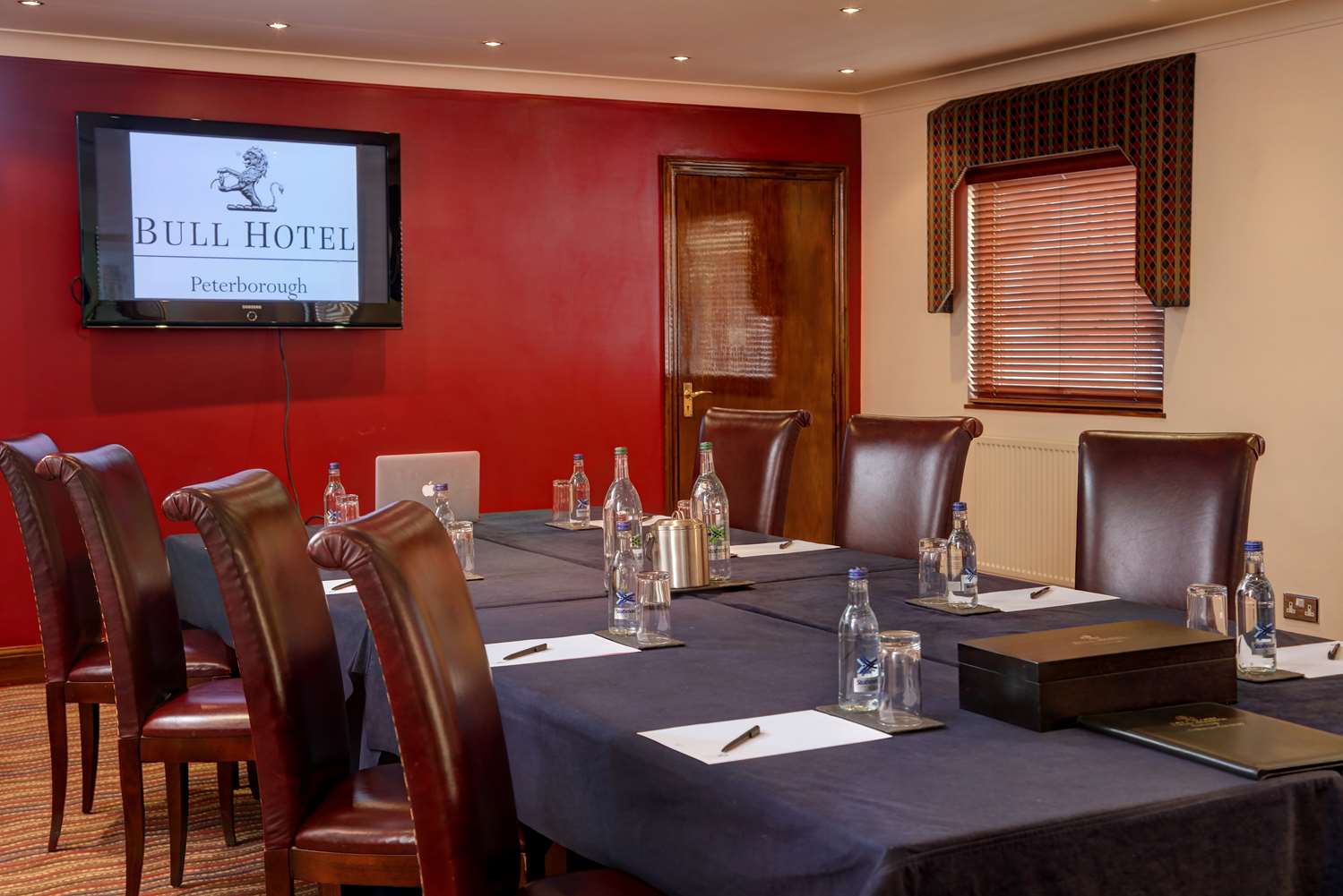 The Bull Hotel, Sure Hotel Collection by Best Western 49/49