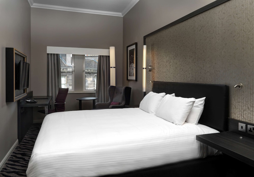 Doubletree By Hilton Edinburgh City Centre 21/64