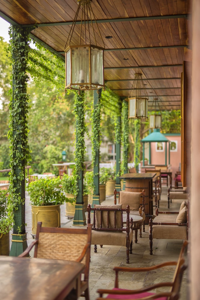 NARAIN NIWAS PALACE 40/49