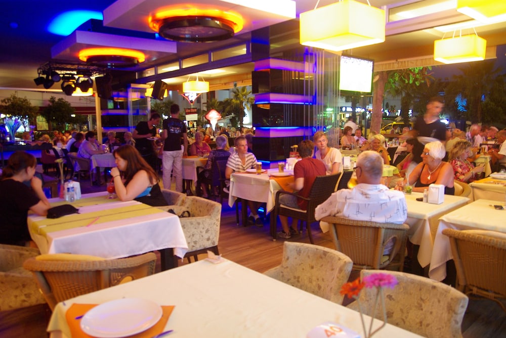 Delfino Boutique Apart Hotel 45/58