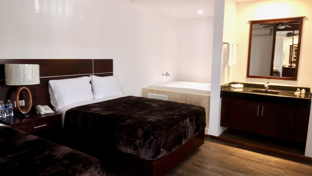 Hotel Rincón Real Suites 16/48